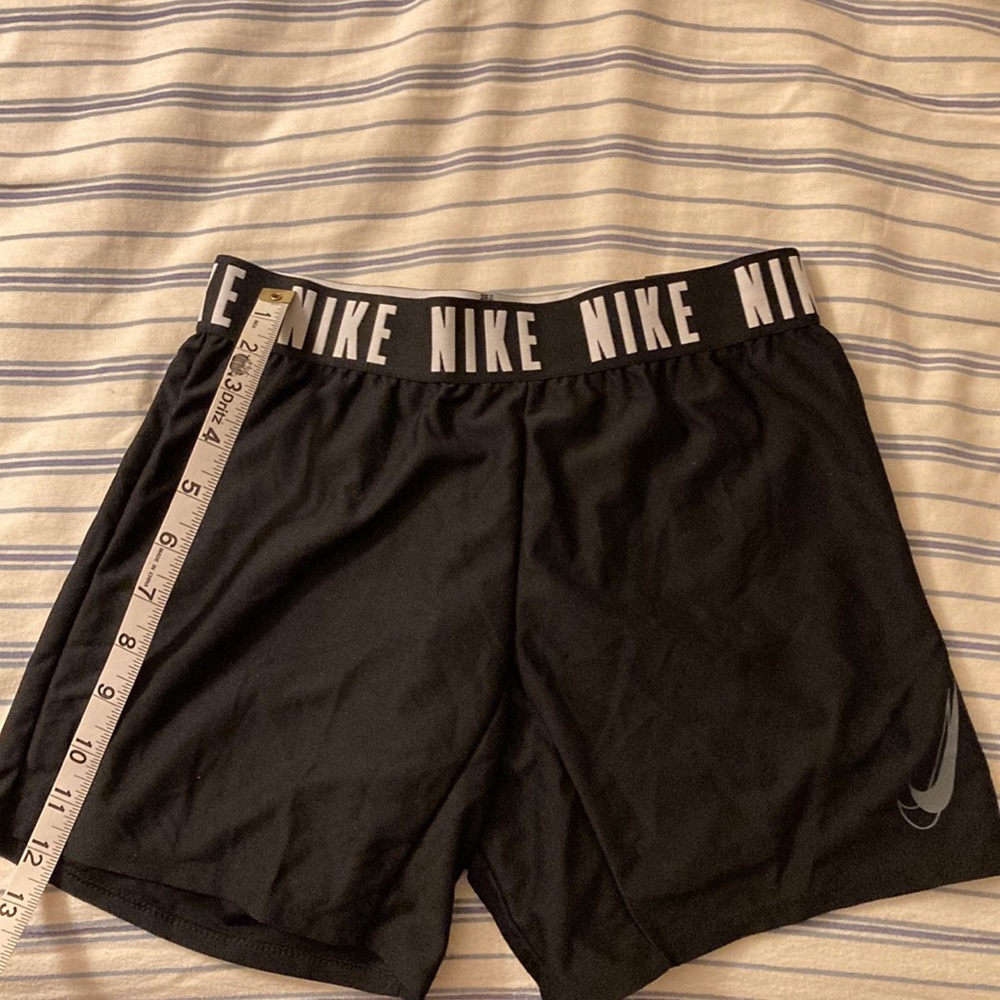 Nike small dri-fit compression shorts